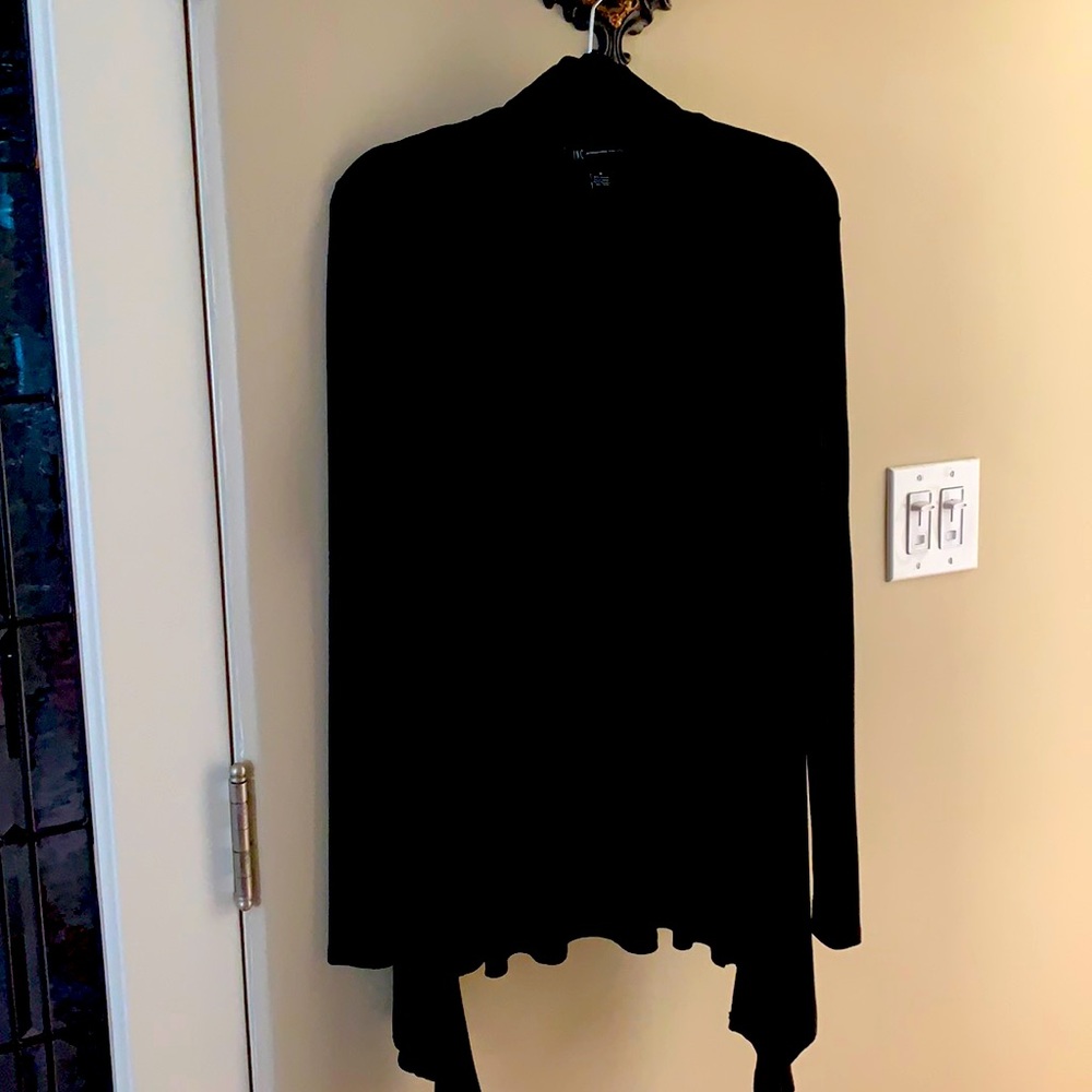 Light jacket. For dresses pants or shorts.